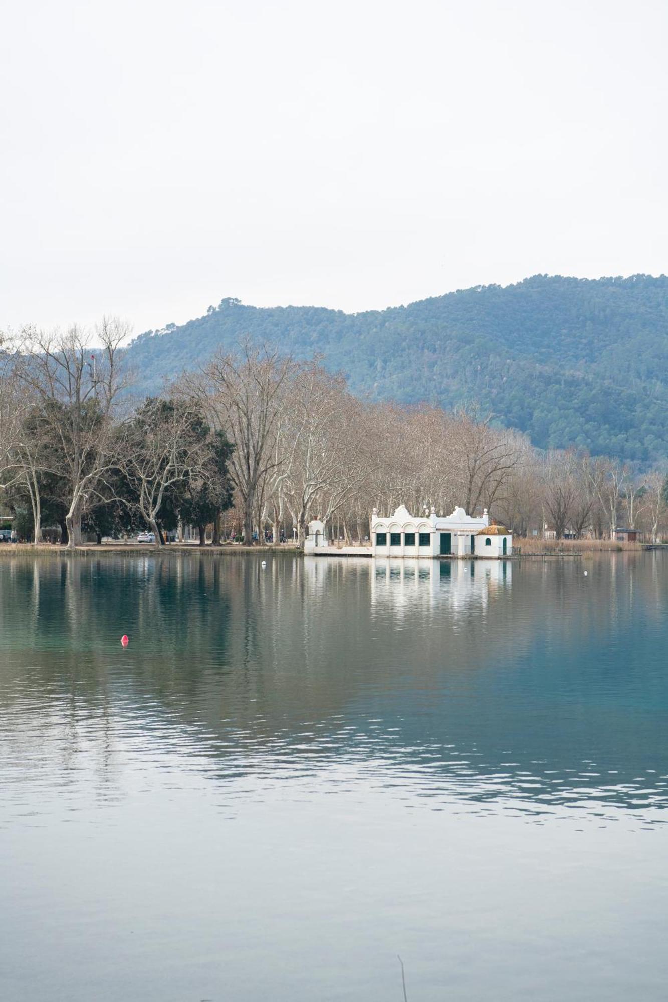 Apartaments La Carpa Banyoles Exterior foto