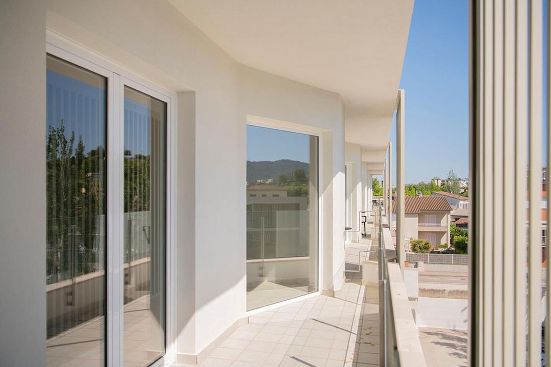 Apartaments La Carpa Banyoles Exterior foto